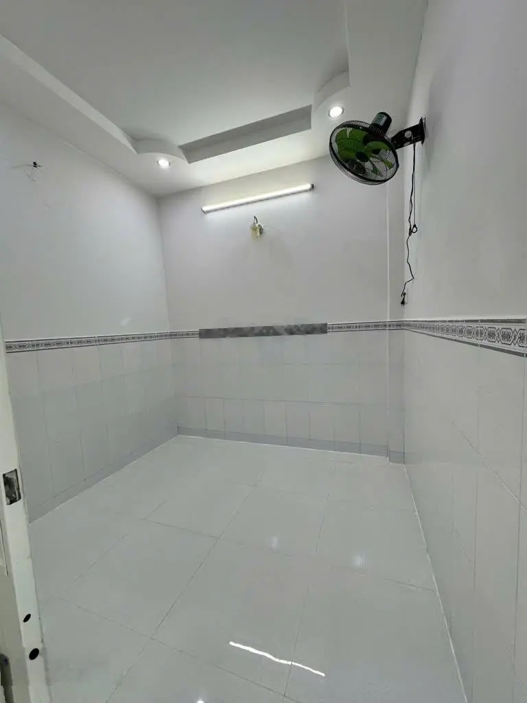 Bán NR Đường Lê Tấn Bê, 4,8 tỷ, 100m2, 3PN, 2WC, Bình Tân, HCM giá ưu đãi