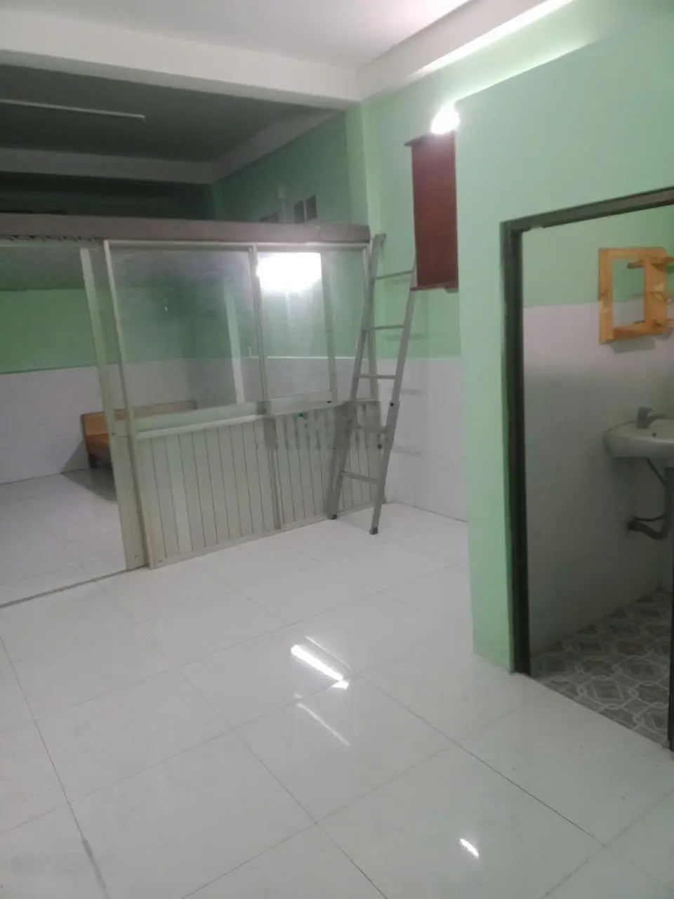 Nhà hẻm đường Trần Xuân Soạn, Q7,100m2, 1 trệt 1 lầu, 3PN, 2 WC, giá 12 tỷ, LH: 0916887727