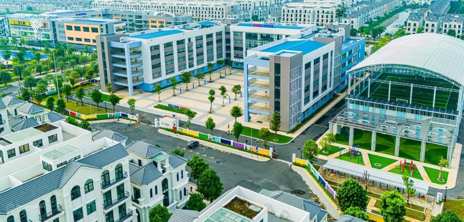 Căn nhà phố sân vườn khu biệt thự Vinhomes Grand Park Quận 9 đáng mua nhất lúc này!