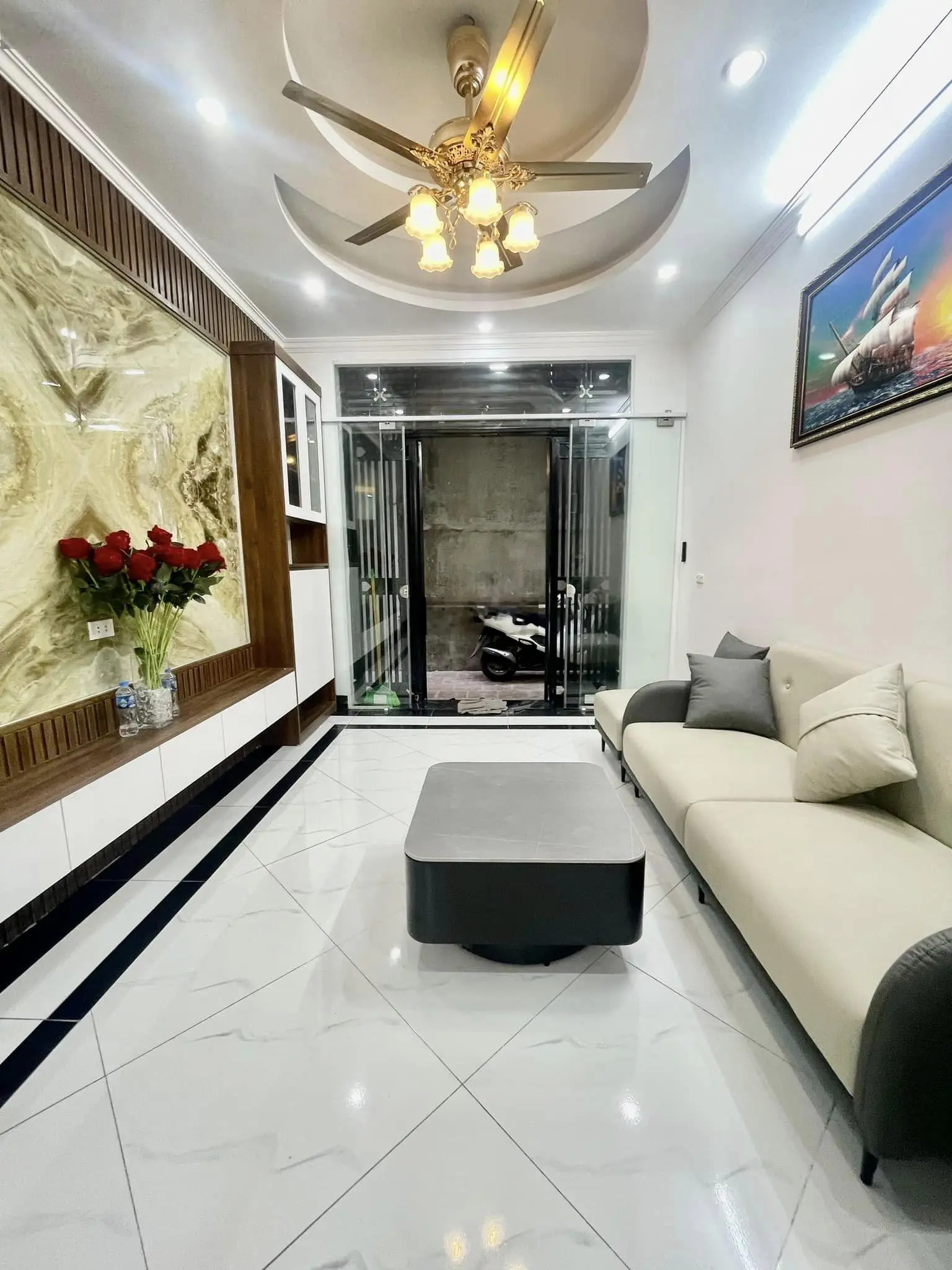 40m2*4T*7.75 tỷ, Ngõ Hòa Bình, Minh Khai, HBT, HN, 0985818818