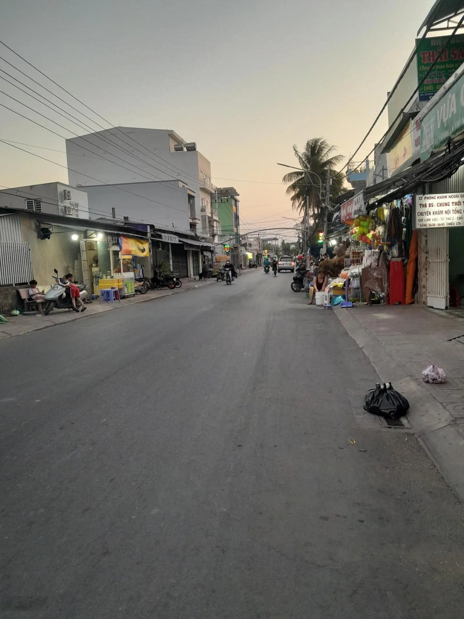 Chính chủ bán nhà 2 mặt tiền đường Đoàn Thị Nghiệp, P5, Tp. Mỹ Tho. Đối diện khách sạn vip