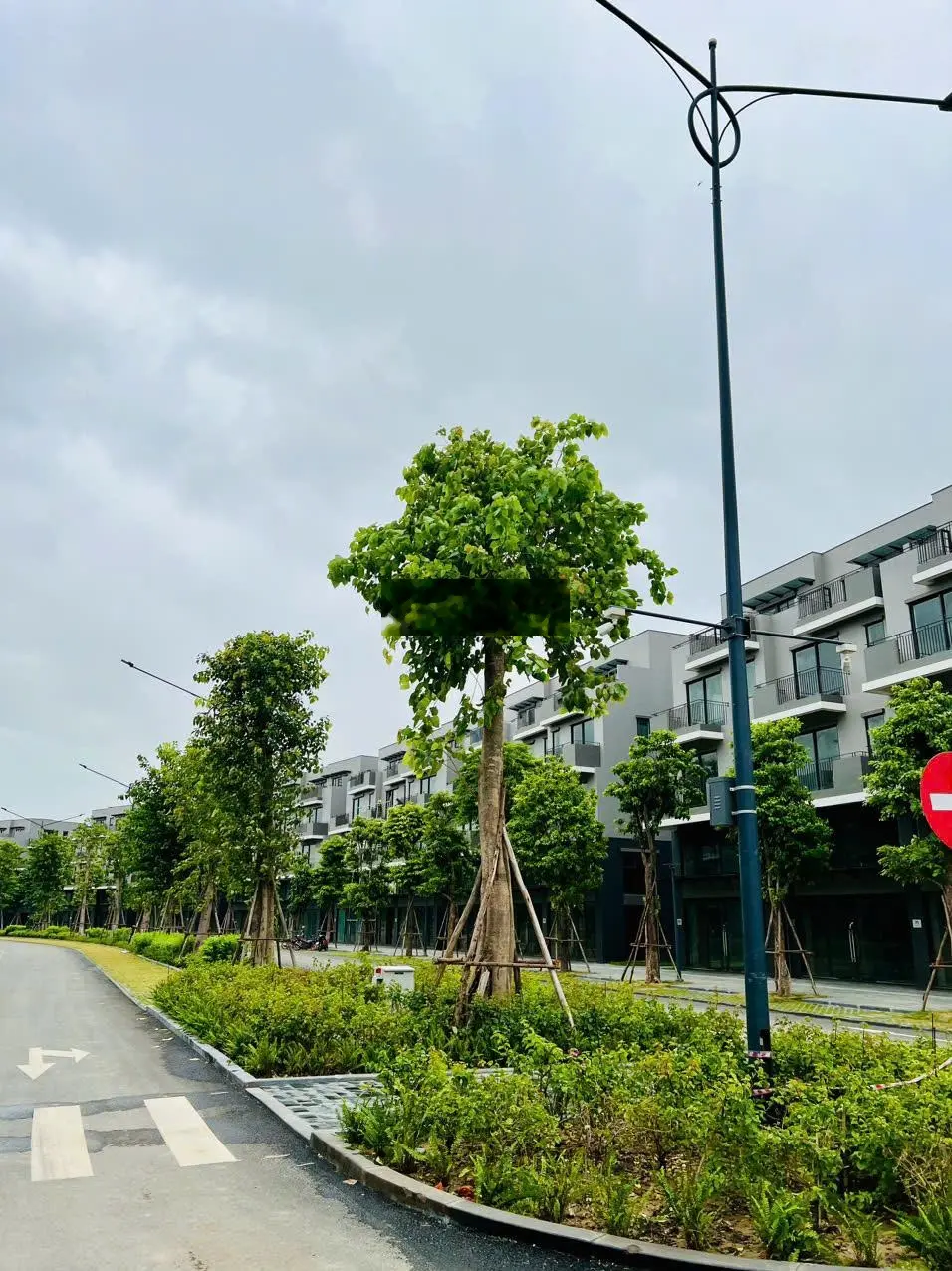 Bán căn Âu Cơ xẻ khe 90m trục đường Âu Cơ 34m ở Ecopark Vinh ngay trục huyết mạch của dự án