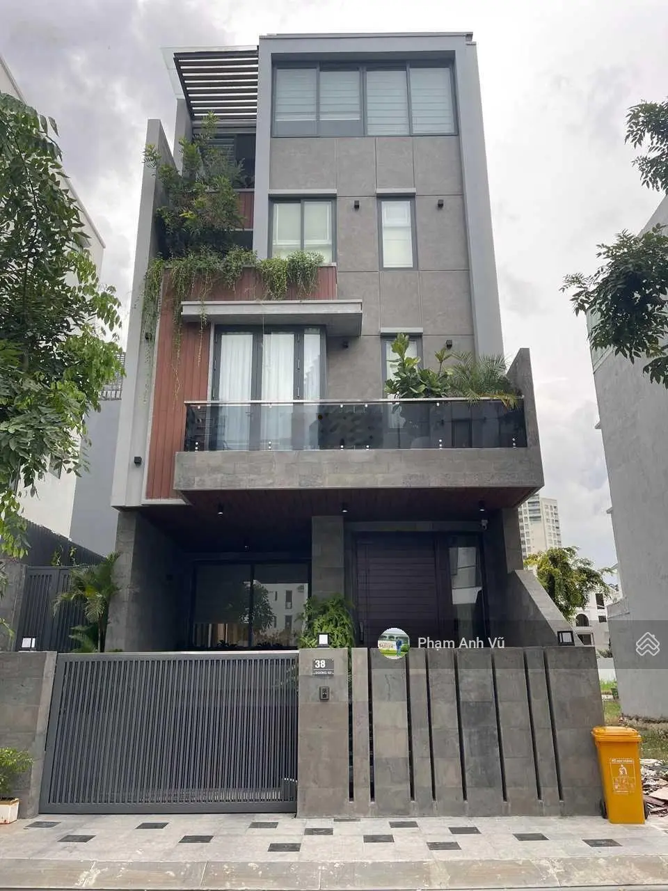 Bán nhà phố (9x18m) hướng Đông Nam, 40 tỷ TL, Quận 2 - Saigon Mystery Villas LH: 0948888399