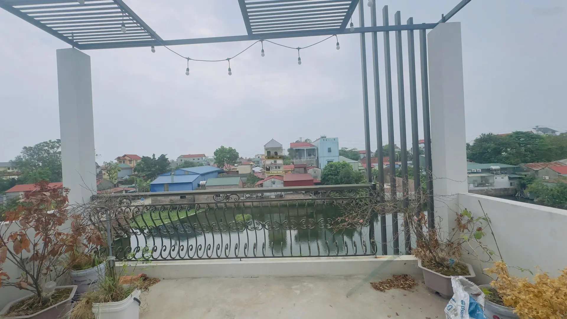 Sẵn nhà 3 tầng- 56 m2 view hồ mới xây hiện đại tại Đồng Bụt Ngọc Liệp Quốc Oai Hà Nội-LH:0961 139 ***