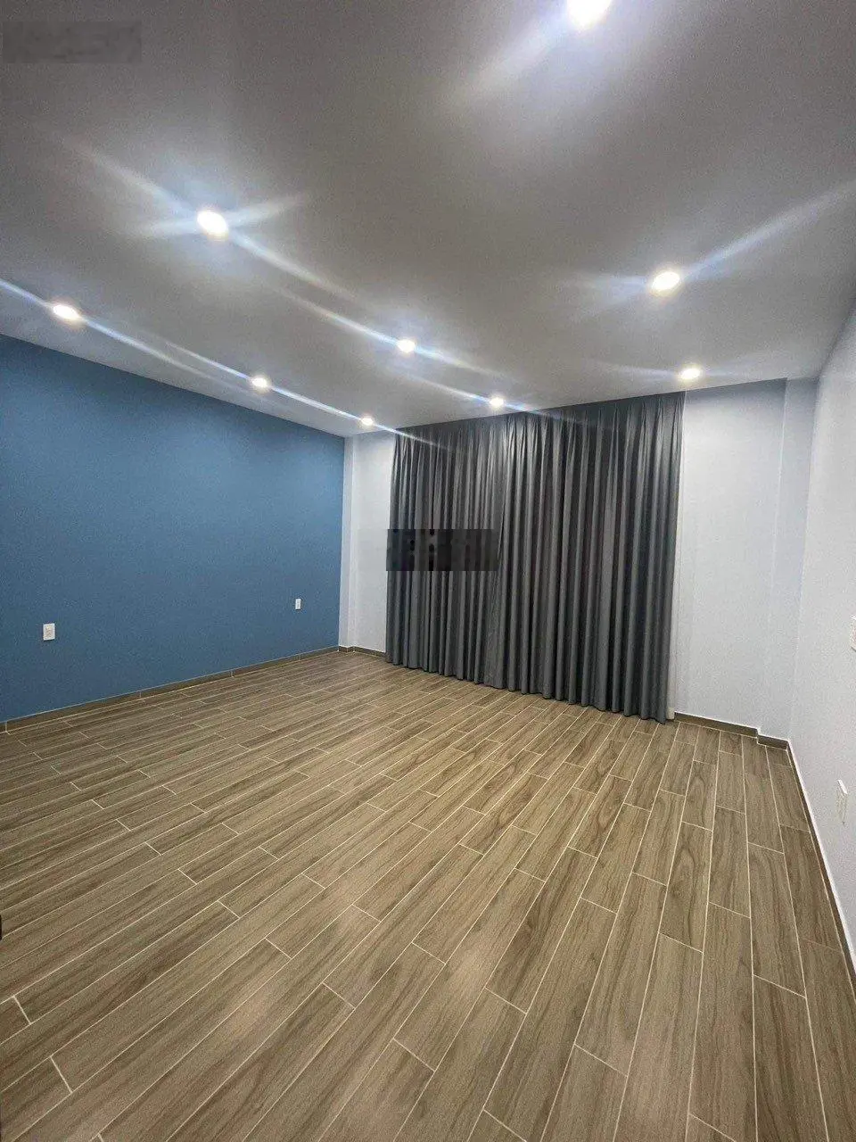 Cần bán nhà phố Sadeco Ven Sông 5 x 18 (90m2), đối diện trường R.MIT Q7, giá bán 14 tỷ TL