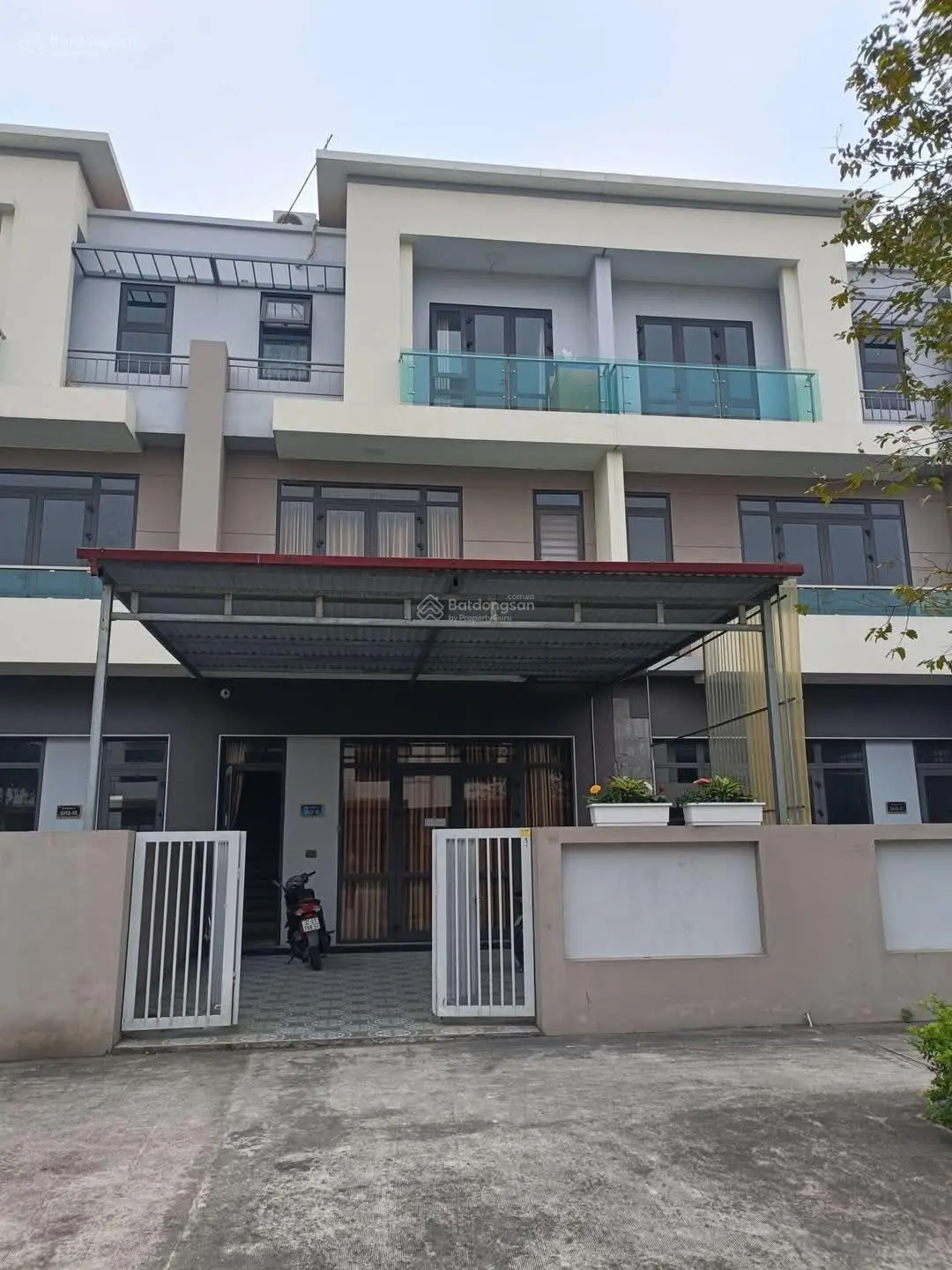 Bán shophouse 120m2, giá siêu hời 8,165 tỷ tại Centa City, Từ Sơn, Bắc Ninh