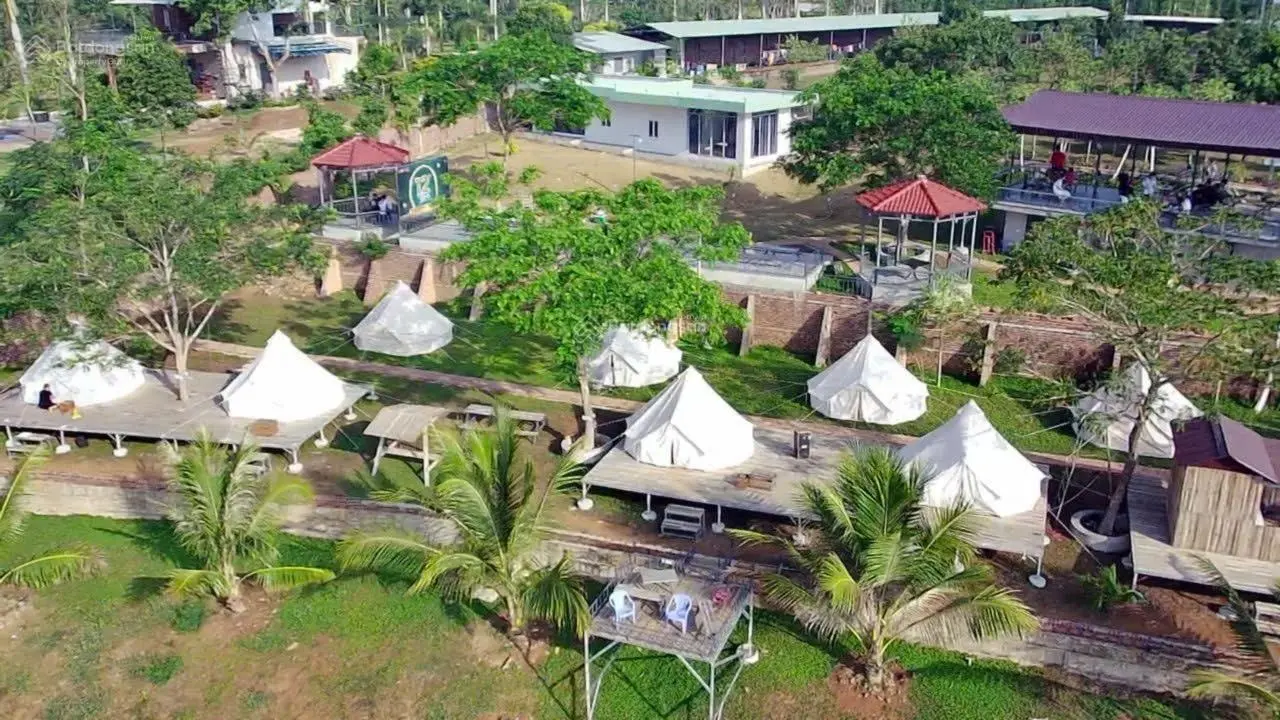 Chính chủ cần bán resort mini giáp hồ Sông Ray