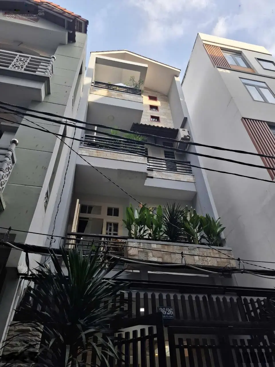 Bán nhà mặt phố tại Hoa Lan, 13,2 tỷ, 64 m2, view đẹp, chính chủ