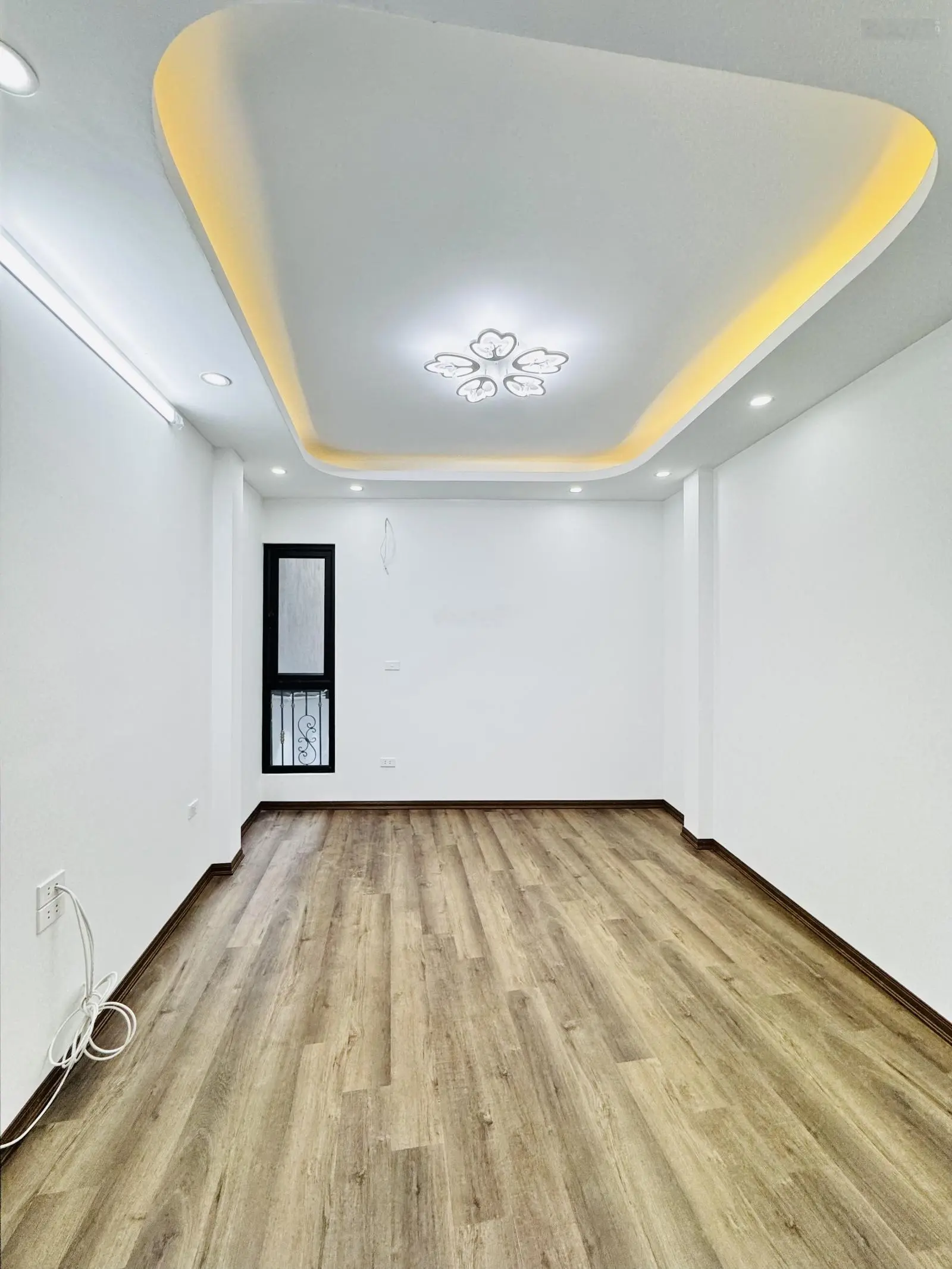 Bán nhà riêng tại đường Bạch Đằng, 4,75 tỷ VND, 30m2 - giá siêu hời