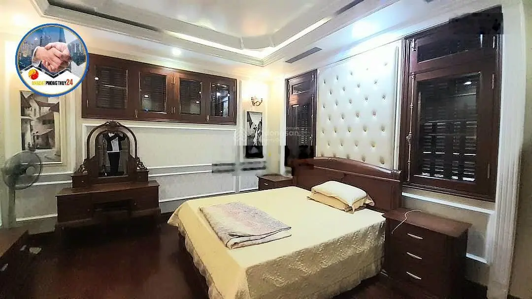 Bán biệt thự Bạch Đằng, Hồng Bàng, Hải Phòng. 250m2, 4 tầng, chỉ 30 tỷ