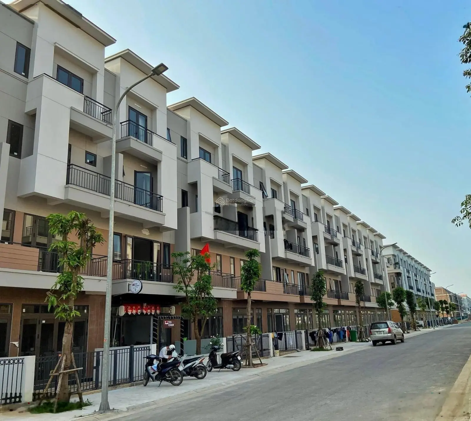 Duy nhất một căn shophouse 4 tầng trước 9 tòa cc chuẩn bị xây