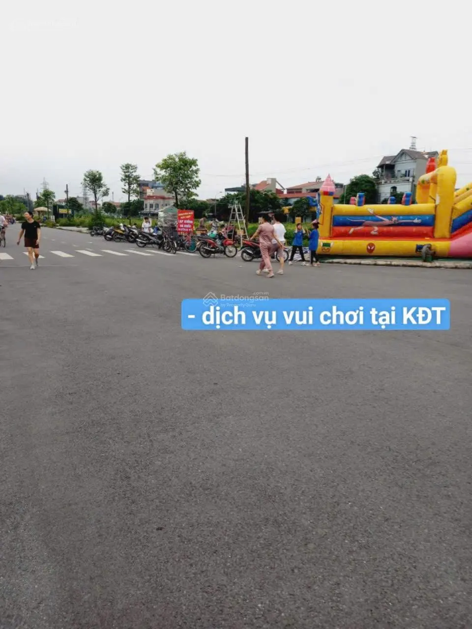 Bán nhanh lô góc cực đẹp 3 mặt tiền, giá rẻ nhất khu vực