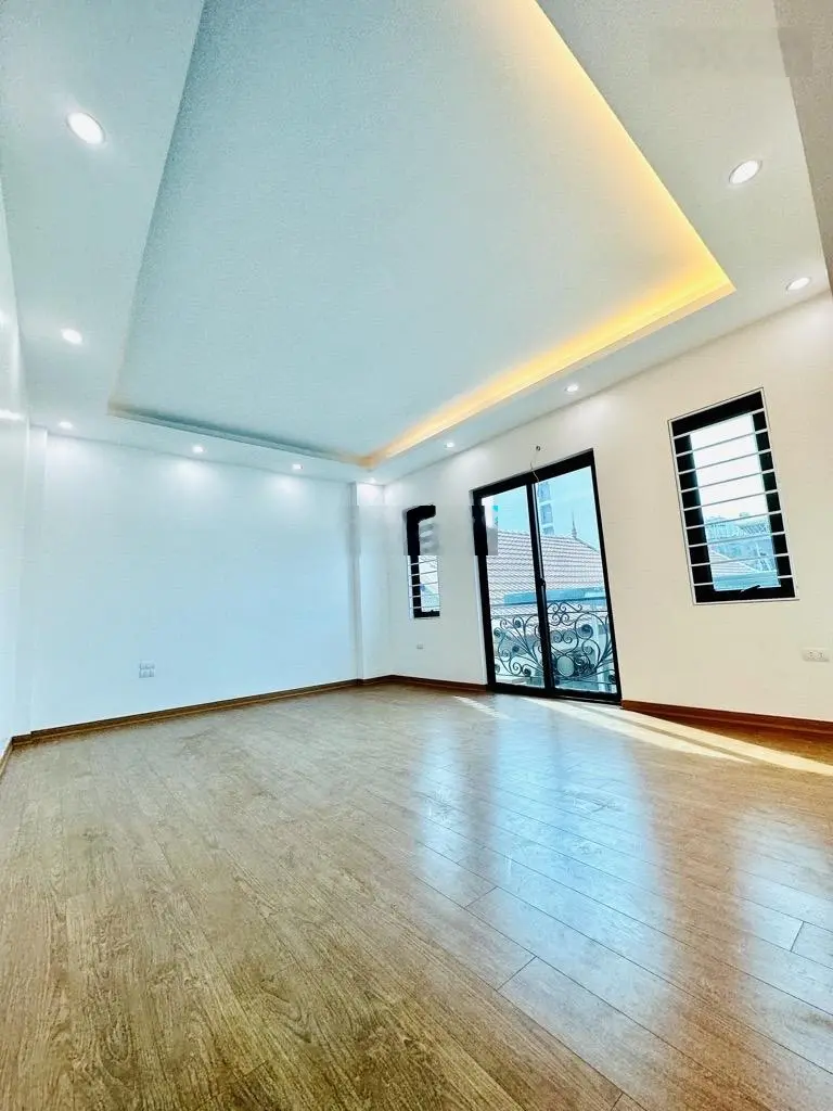 Bán NR đẹp, 40m2, 8,4 tỷ, 4PN, 4WC tại An Dương Vương, Phú Thượng, Tây Hồ, Hà Nội