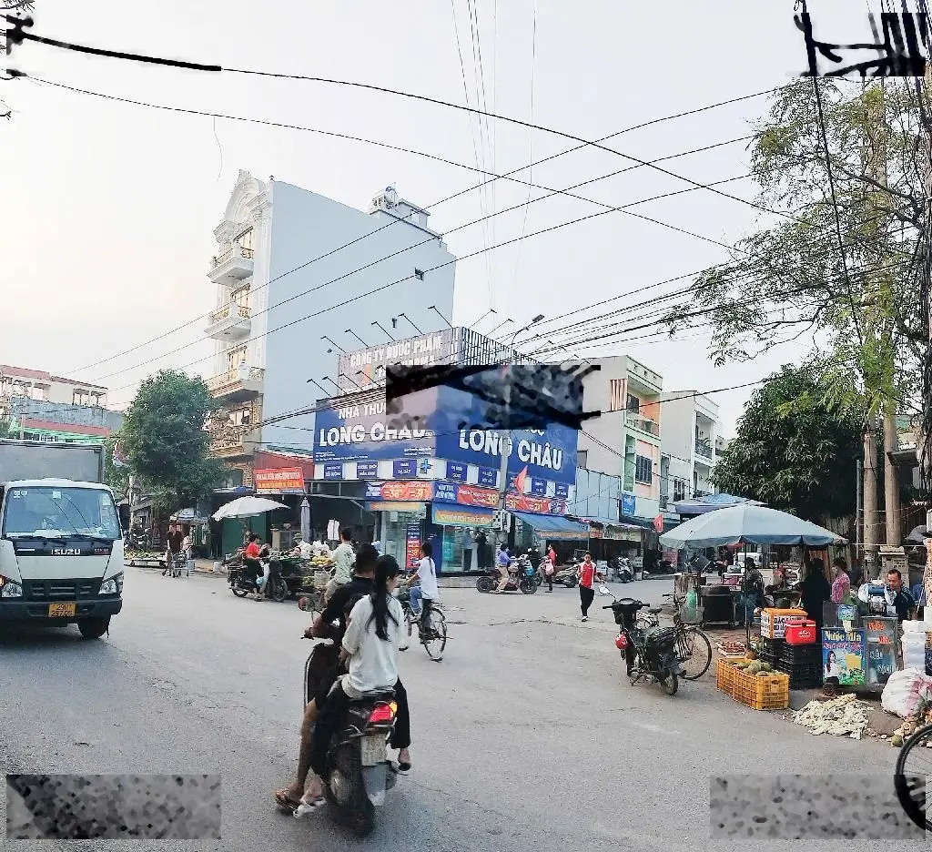 Nhà đẹp ở ngay thiết kế hiện đại, gần chợ Lắp Ghép, trung tâm TT Đông Anh, ô tô vào nhà