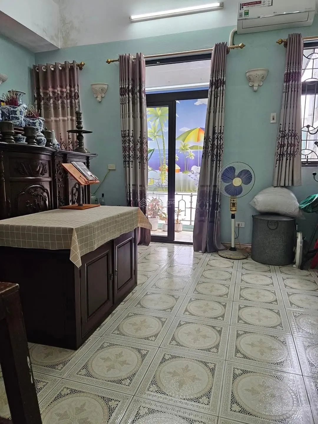 Bán nhà trần quốc hoàn. 55 m2, 5 tầng, ô tô tránh, kinh doanh, giá 15.5 tỷ