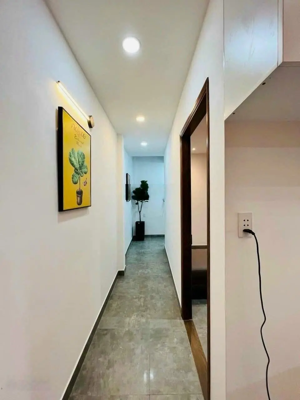 Chủ sang nhượng gấp căn 49m2 chỉ 2tỷ550. Nguyễn Biểu, P2, Q5. Nhà cho thuê 15tr. Sổ sẵn, hẻm 7m