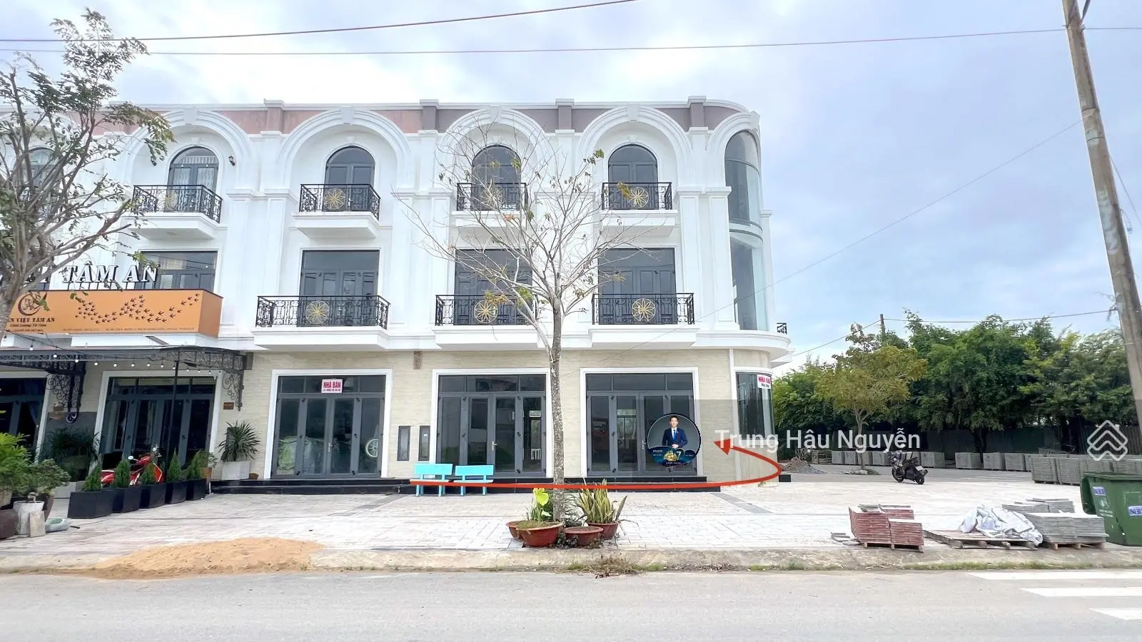 Shophouse góc 3 mặt tiền Tôn Đức Thắng view công viên biển PC, 15x20m 3 tầng, hoàn thiện ngoài