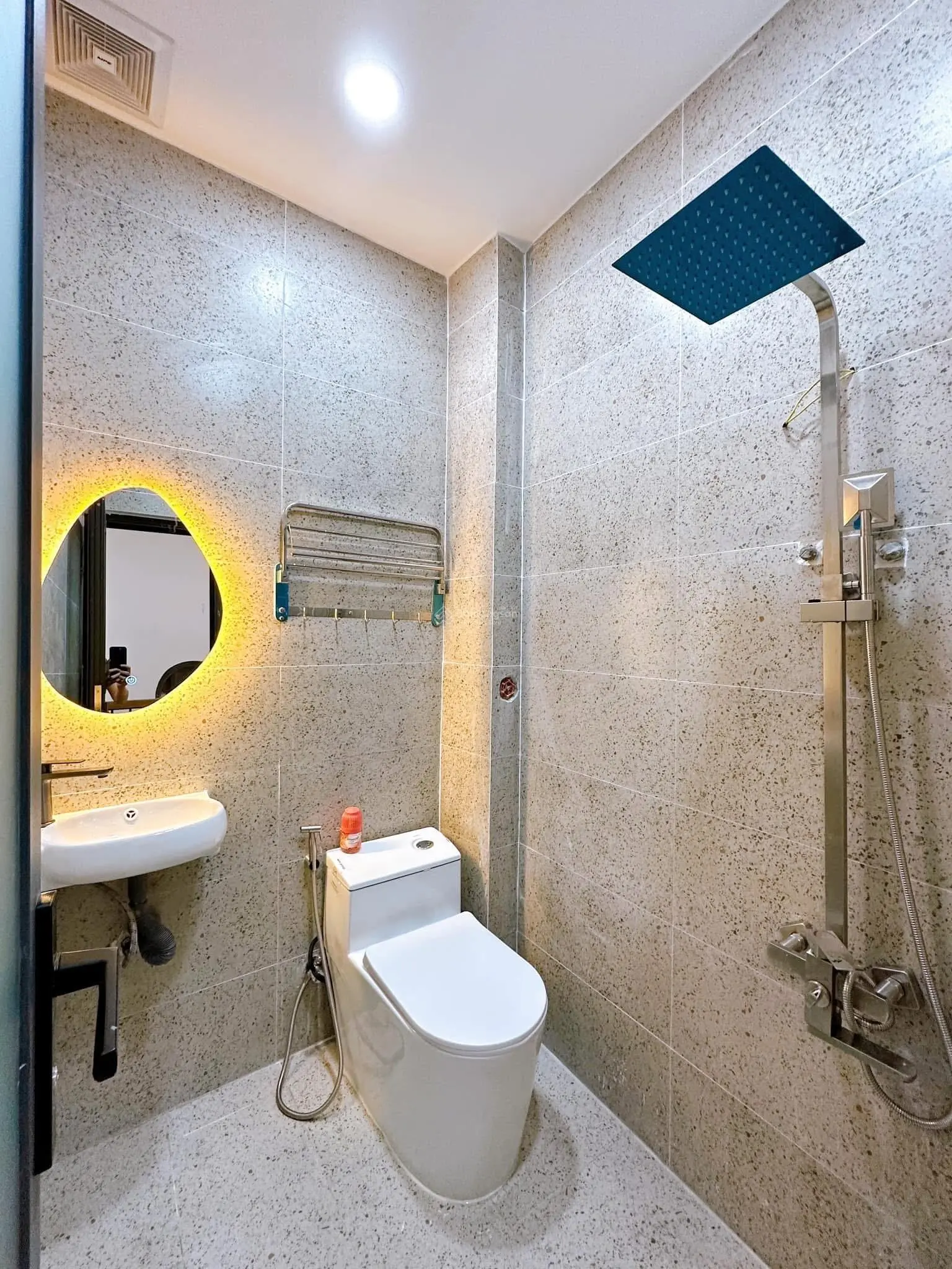 Bán NR đẹp tại Huỳnh Văn Bánh, 4,25 tỷ, 20m2, 3PN, 3WC, mặt tiền 5m