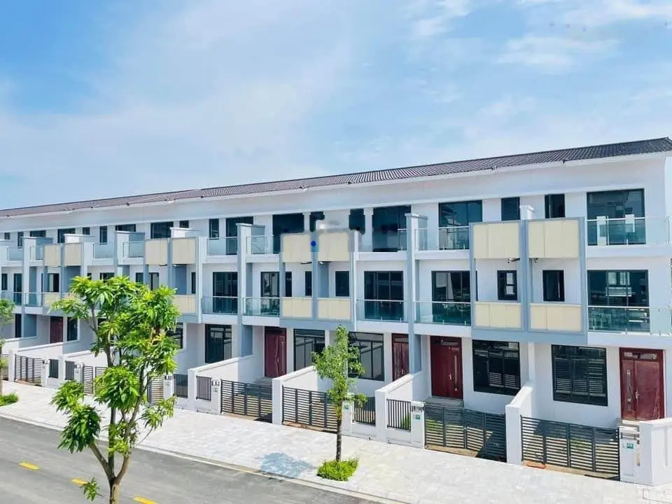 DUY NHẤT căn Sapphire Gem 110m2 view công viên, đường trước nhà gần 30m, giá 5,75 tỷ bao thuế phí