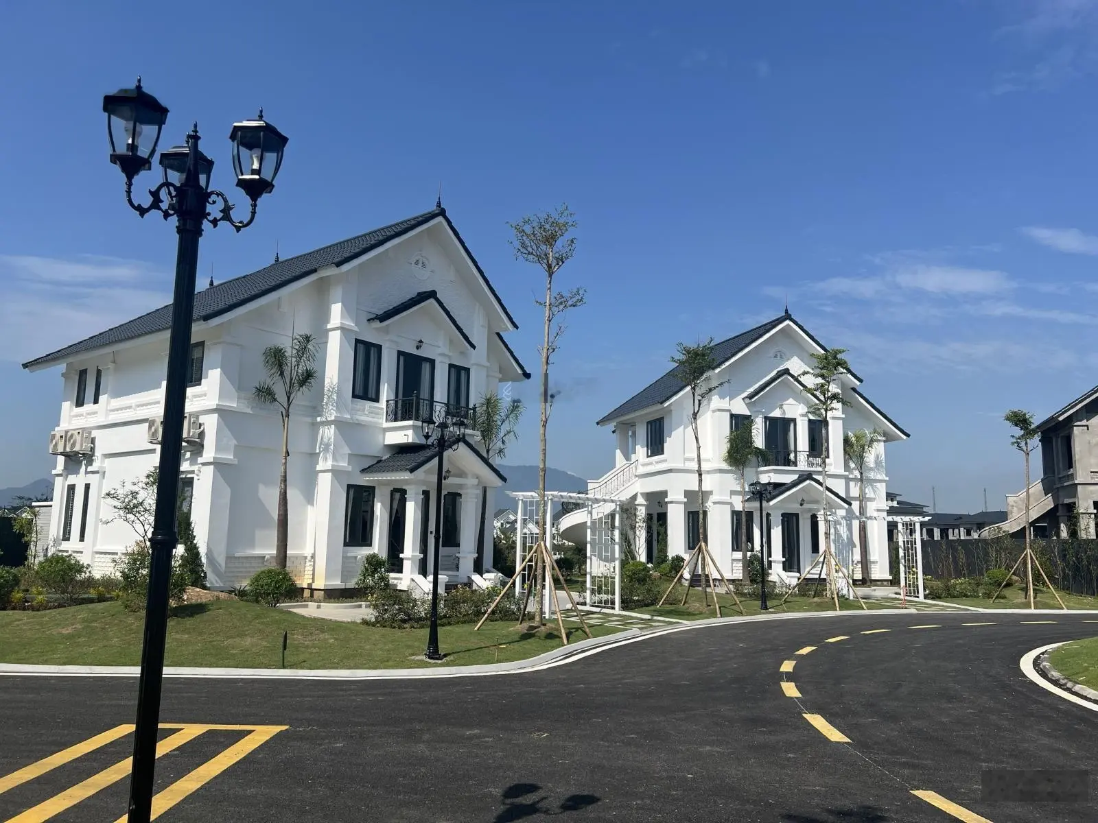 Bán biệt thự BT-27.02 Thanh Liên Wyndham - Vườn Vua Resort & Villas, View hồ Sen. LH 0936 383 ***