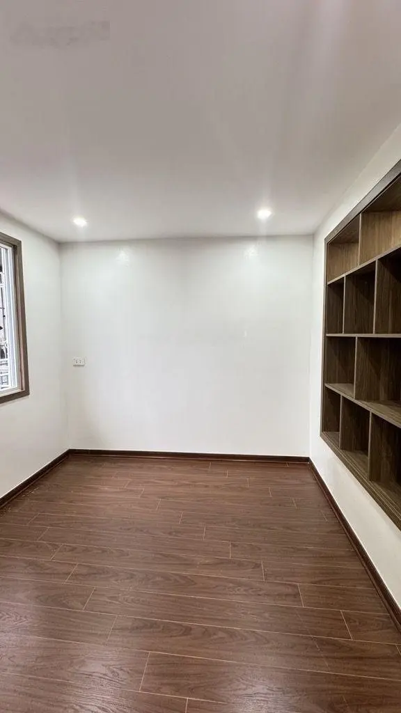 Bán nhà tập thể gần Giải Phóng, 110m2, 3 phòng ngủ, chỉ 3.7 tỷ