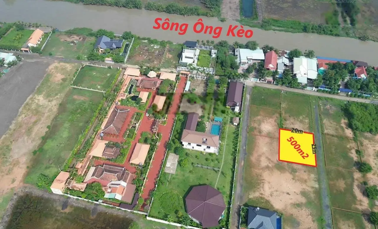 Siêu phẩm 500m2 đất vườn phủ hồng sát sông lớn cực đẹp tại xã Phú Đông