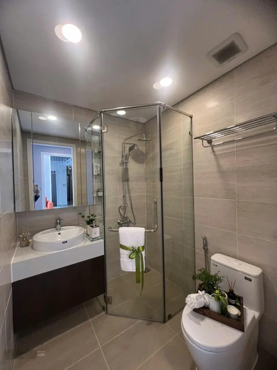 1 căn duy nhất 1PN + 1WC 46m2 view sông Sài Gòn giá 1tỷ5 thanh toán 250 triệu nhận nhà Q2/2025