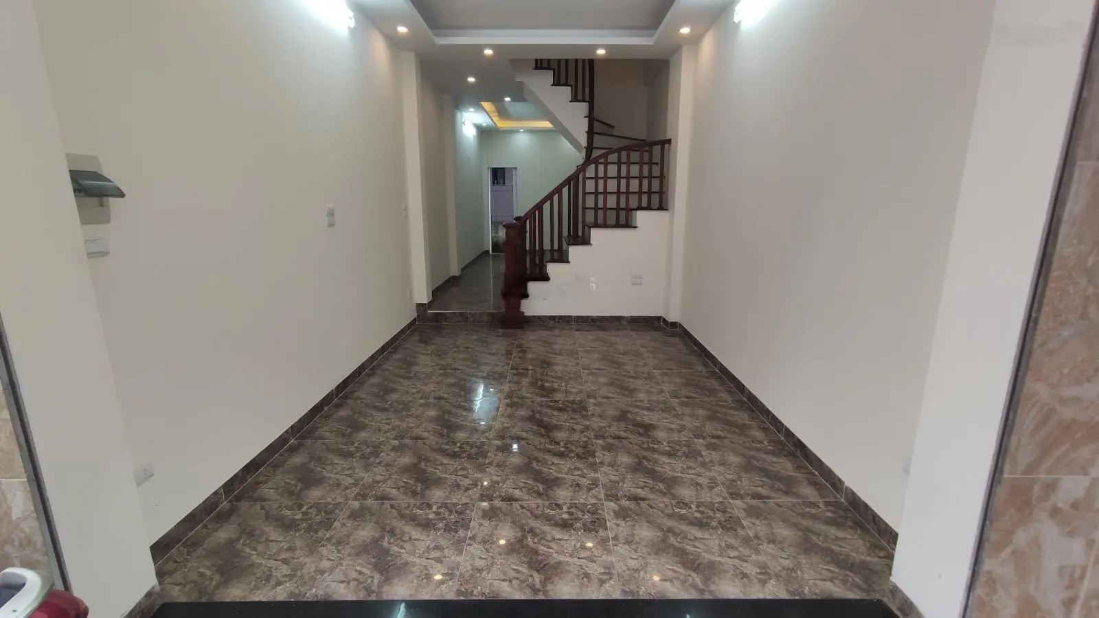 Nhà Phúc Thành, Biên Giang 40m2 xây 4T 5PN thoáng trước sau ở ngay giá 3.65 tỷ CTL Lh 0978 939 ***