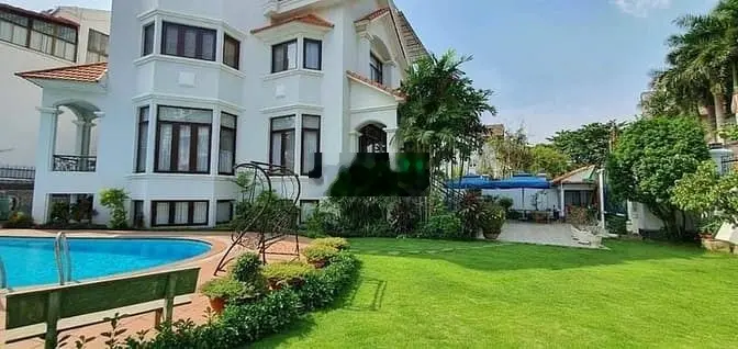 Bán Villa siêu hiếm góc 2MT Thảo Điền, Quận 2 (26mx 28m) Hầm 3 lầu